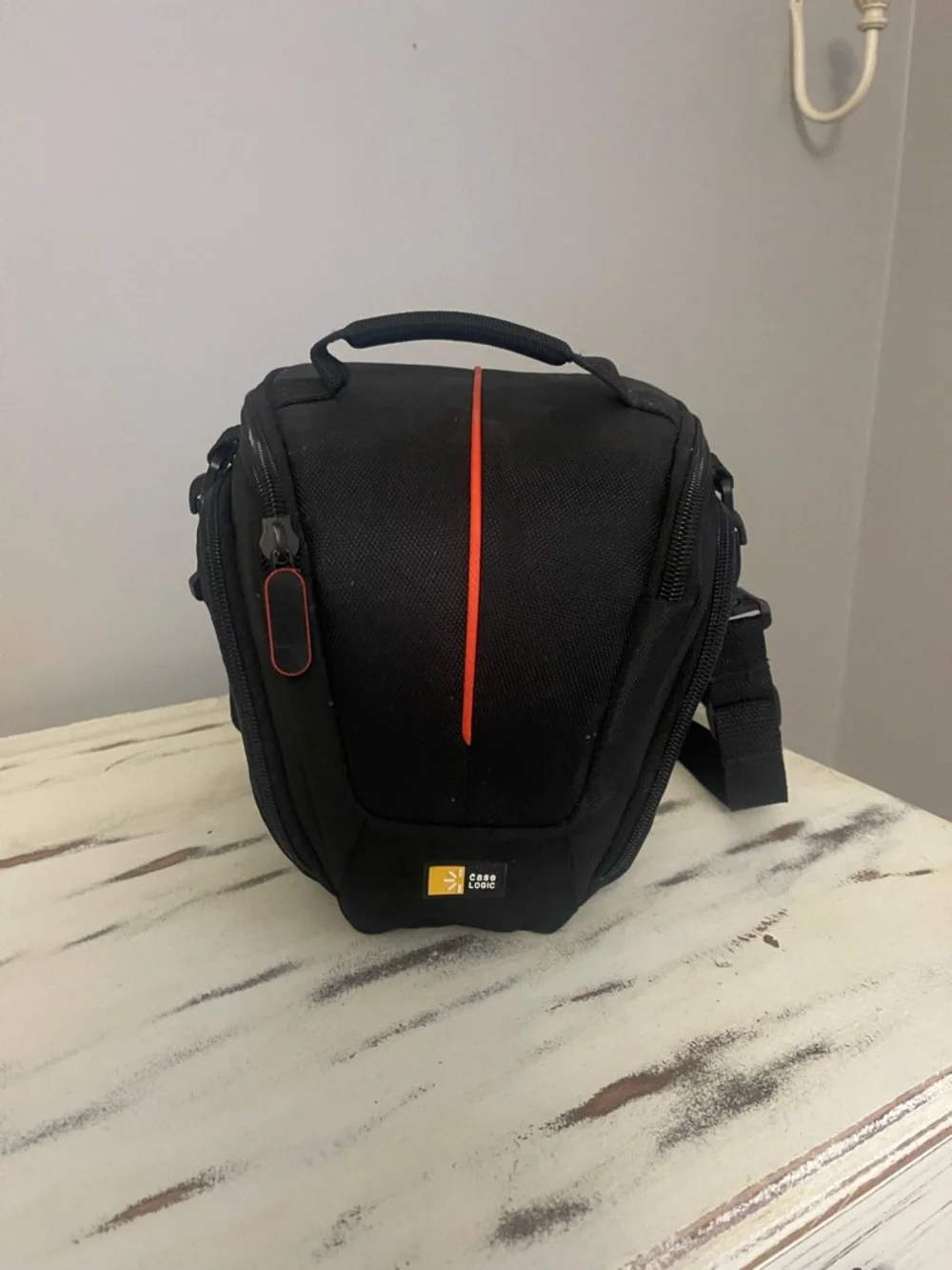 Case Logic Black Camera Bag with red Accent